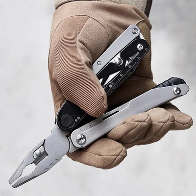 Multitool Portatile Pieghevole Alsavo: Versatilità Compatta per Ogni Occasione